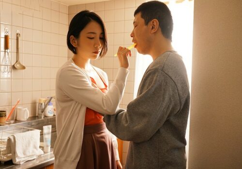 me-ke-giup-con-trai-thoa-man-khi-chong-di-vang