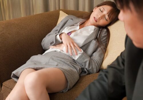 sep-bo-thuoc-kich-duc-dit-em-thu-ky-xinh-quyen-ru-ngu-say